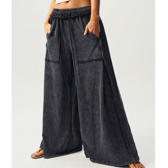 Solid Pockets Stretchy Waist Wide Leg Lounge Pants - Picture 2 of 9